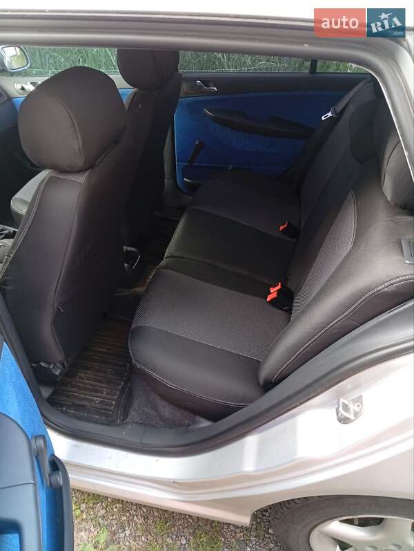 Універсал Skoda Fabia 2003 в Чернігові