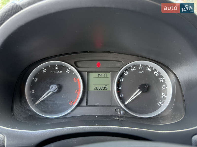 Універсал Skoda Fabia 2009 в Полтаві фото 67 Універсал Skoda Fabia 2009 в Полтаві
