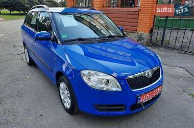 Универсал Skoda Fabia 2009 в Полтаве