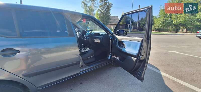 Хетчбек Skoda Fabia 2008 в Запоріжжі фото 12 Хетчбек Skoda Fabia 2008 в Запоріжжі