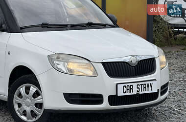Хэтчбек Skoda Fabia 2009 в 