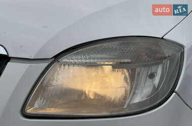 Хэтчбек Skoda Fabia 2009 в 