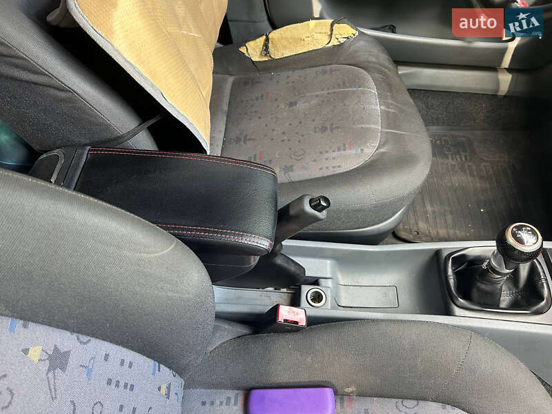 Универсал Skoda Fabia 2003 в Киеве