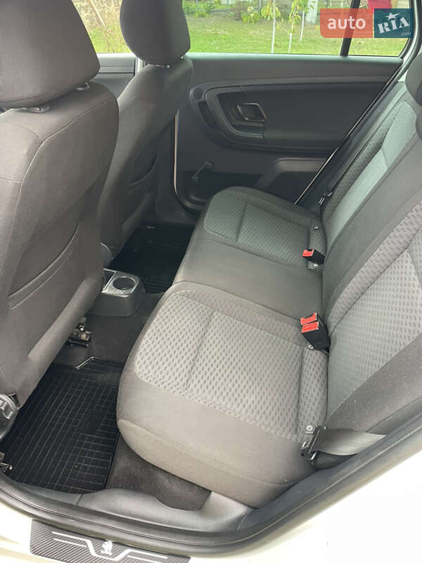 Універсал Skoda Fabia 2010 в Іллінцях фото 21 Універсал Skoda Fabia 2010 в Іллінцях