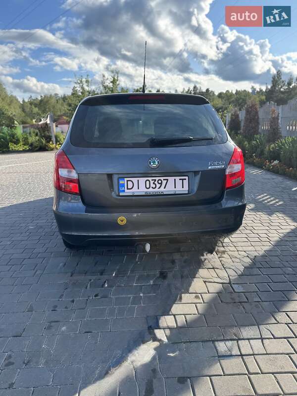 Универсал Skoda Fabia 2010 в Олевске