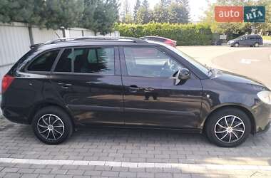 Универсал Skoda Fabia 2010 в Луцке