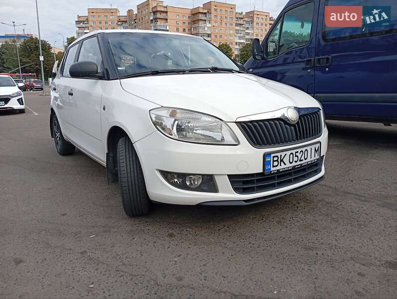 Хэтчбек Skoda Fabia 2011 в Ровно фото 11 Хэтчбек Skoda Fabia 2011 в Ровно
