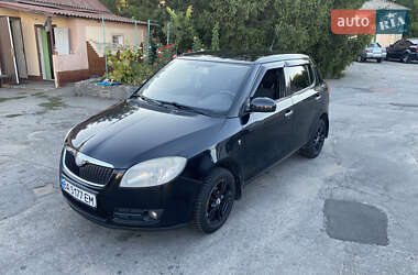 Хетчбек Skoda Fabia 2007 в Кропивницькому