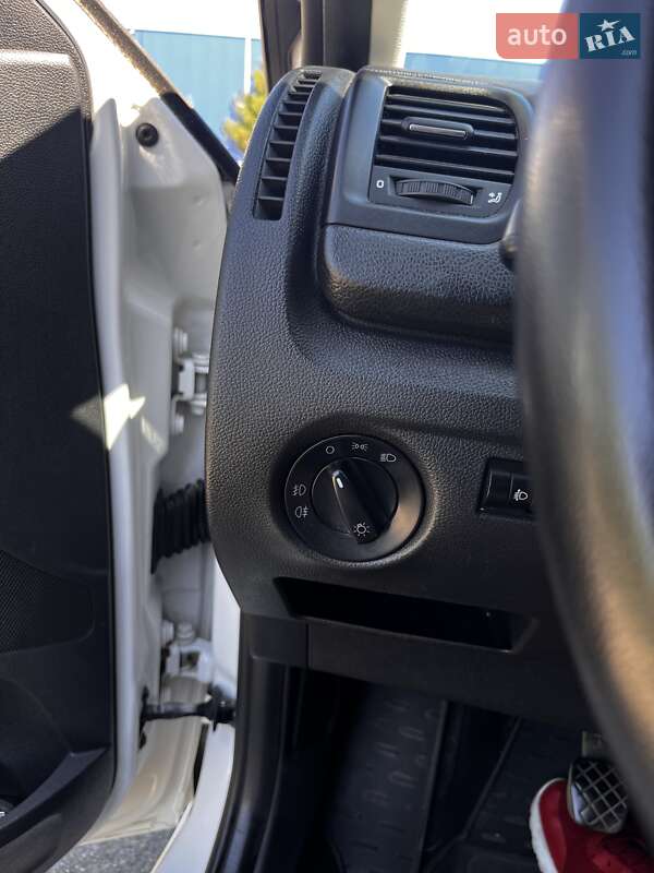 Хетчбек Skoda Fabia 2012 в Одесі