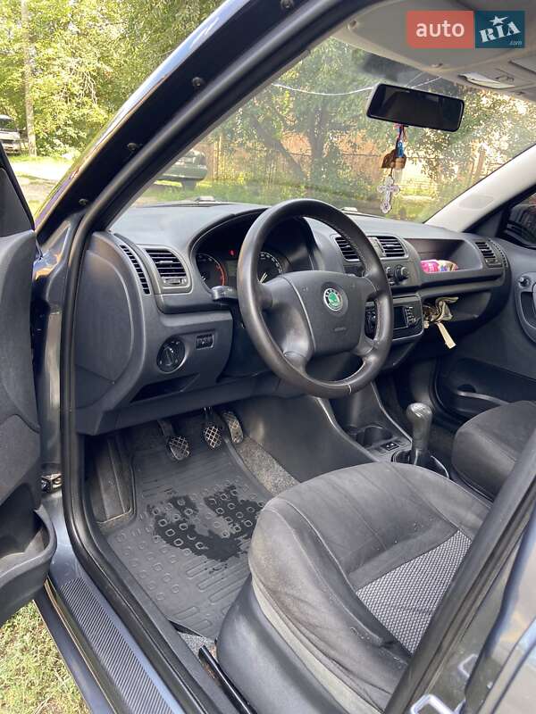 Хэтчбек Skoda Fabia 2007 в Полтаве