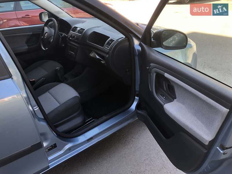 Универсал Skoda Fabia 2009 в Дубно