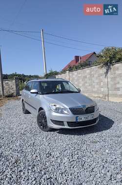Універсал Skoda Fabia 2011 в Рівному