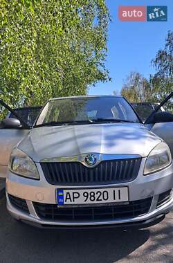 Хэтчбек Skoda Fabia 2012 в Запорожье