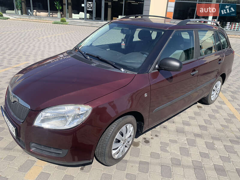 Універсал Skoda Fabia 2009 в Хмельницькому фото 2 Універсал Skoda Fabia 2009 в Хмельницькому