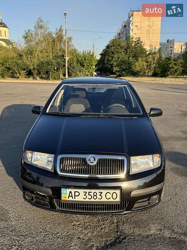 Седан Skoda Fabia 2006 в Запорожье