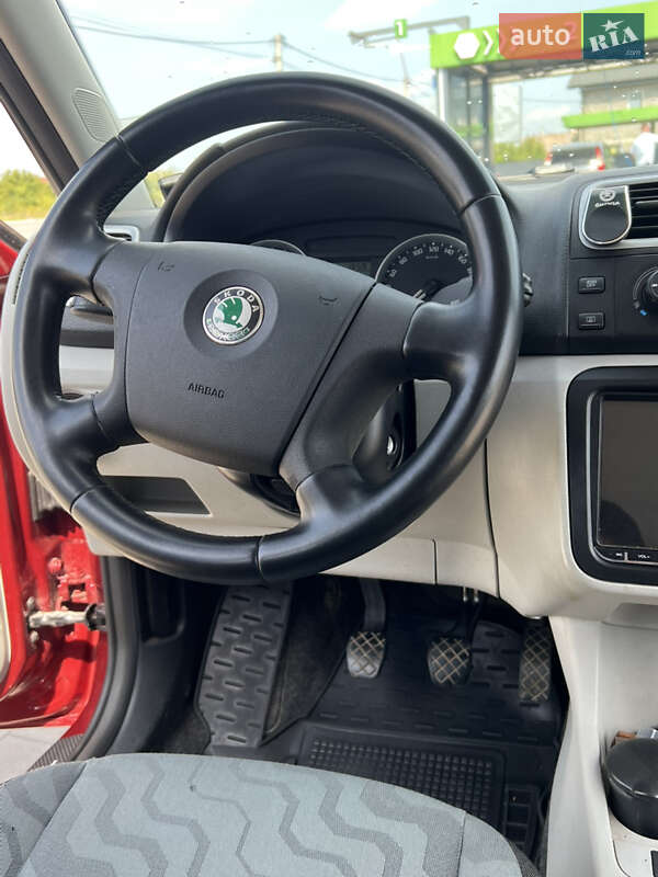 Універсал Skoda Fabia 2008 в Кам'янець-Подільському