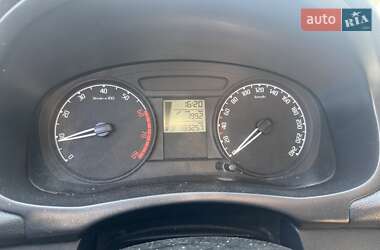 Хэтчбек Skoda Fabia 2009 в 
