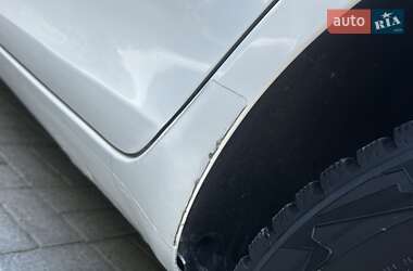 Хэтчбек Skoda Fabia 2011 в 