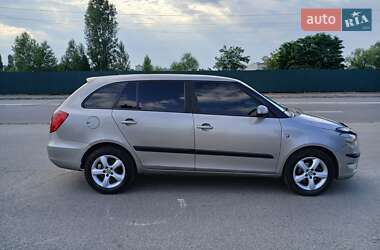 Универсал Skoda Fabia 2010 в Киеве