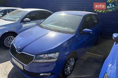 Хэтчбек Skoda Fabia 2021 в 