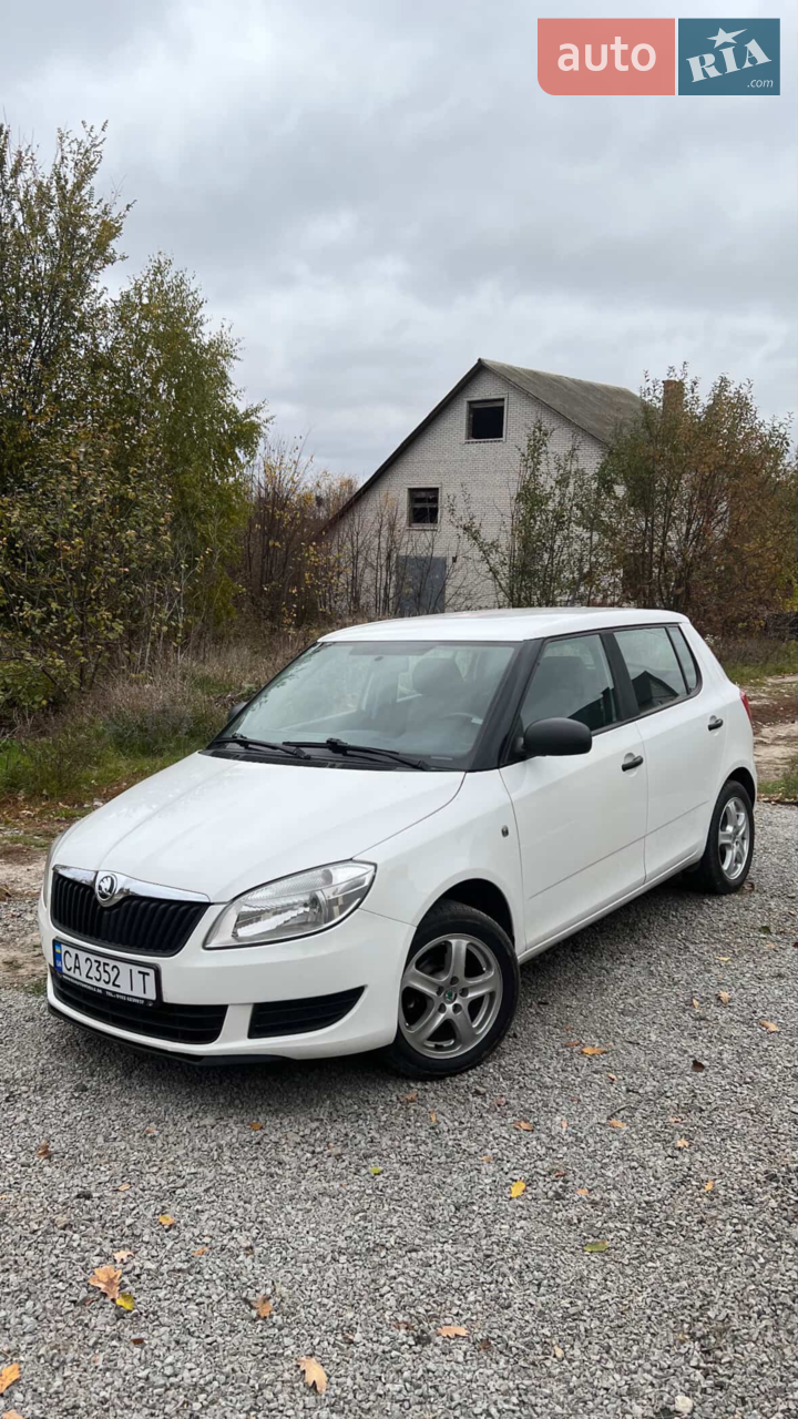 2014 Skoda Fabia - мініатюра 37