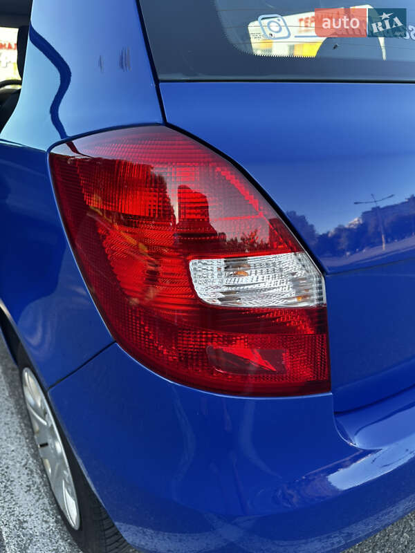 Хэтчбек Skoda Fabia 2009 в Броварах