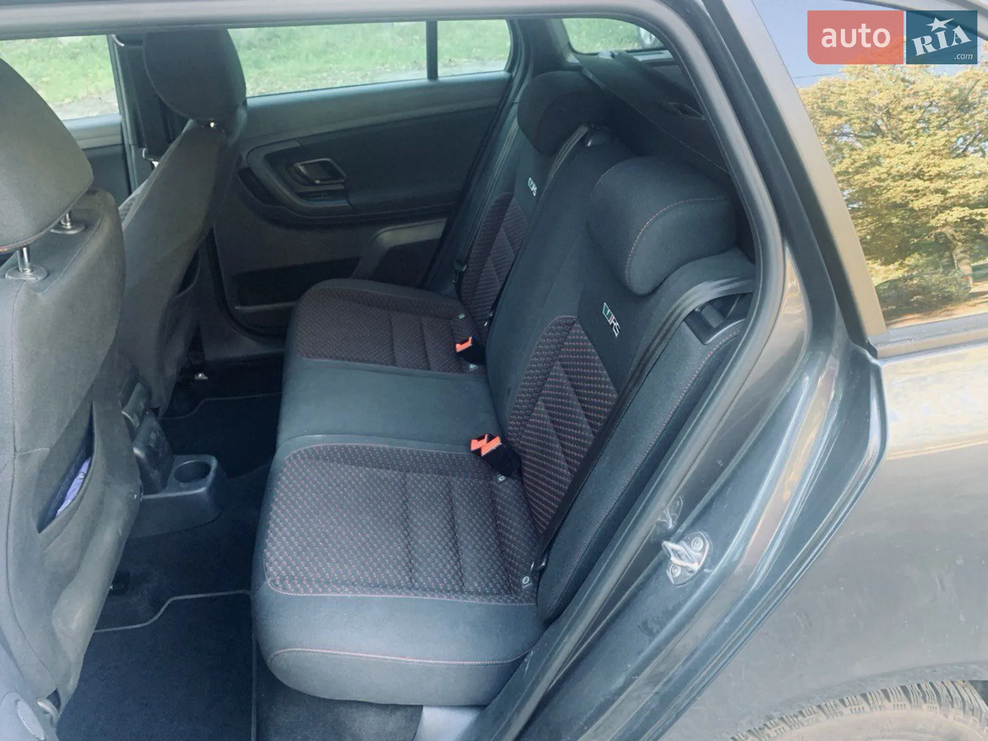 2011 Skoda Fabia - мініатюра 4