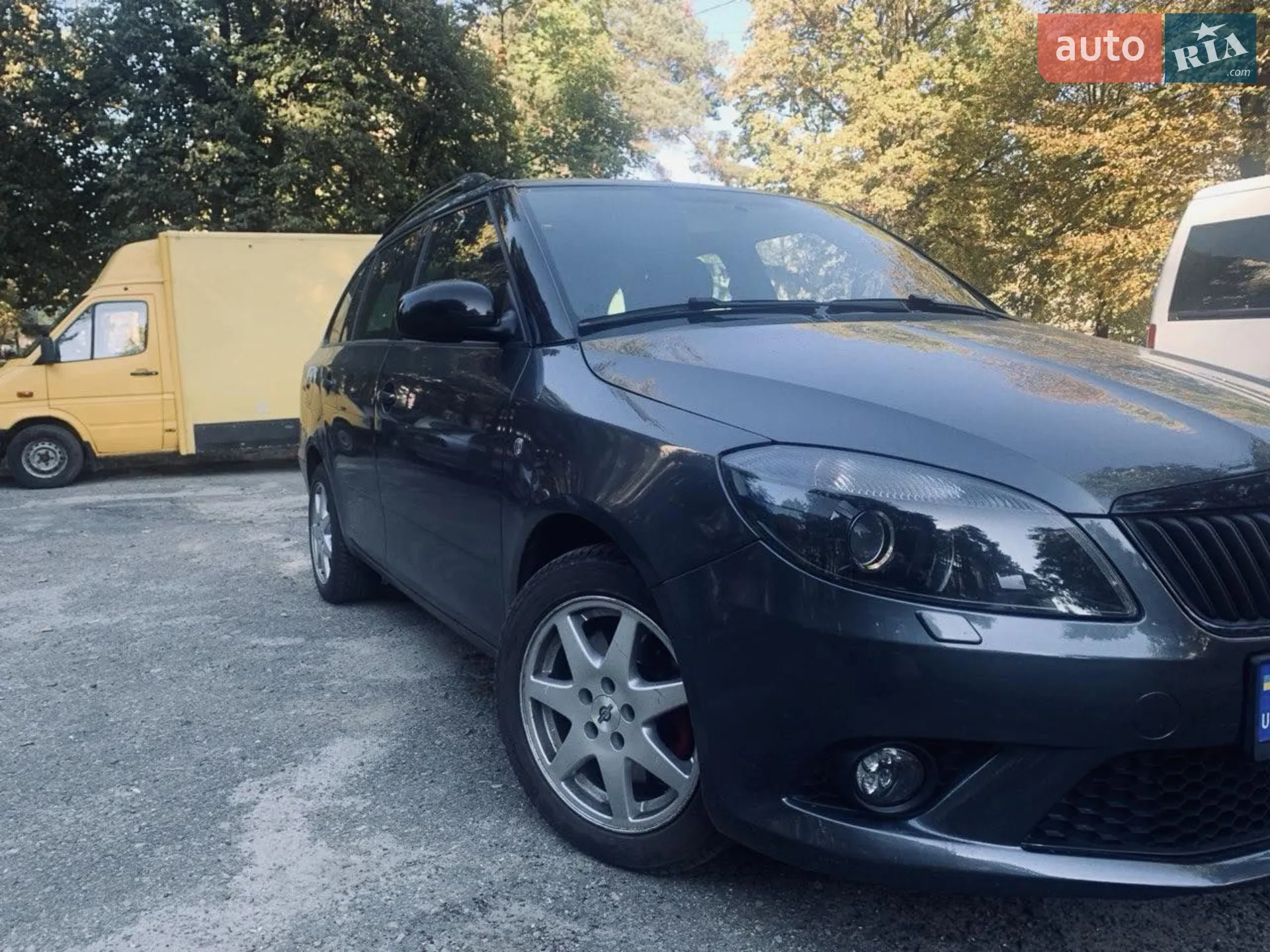 2011 Skoda Fabia - мініатюра 8