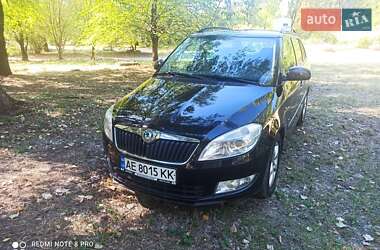 Универсал Skoda Fabia 2010 в Днепре
