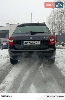 Хетчбек Skoda Fabia 2011 в Житомирі