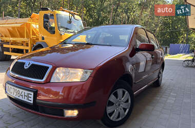 Седан Skoda Fabia 2002 в Луцке