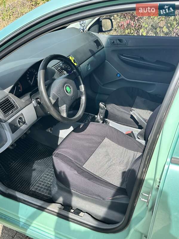 Хетчбек Skoda Fabia 2000 в Фастові