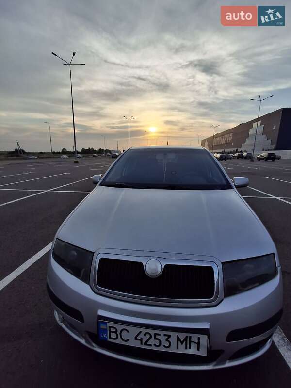Хэтчбек Skoda Fabia 2005 в Львове
