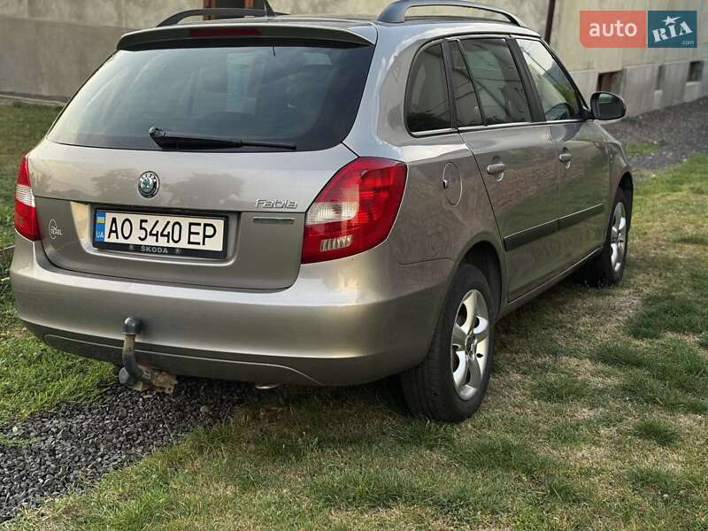 Универсал Skoda Fabia 2011 в Сваляве