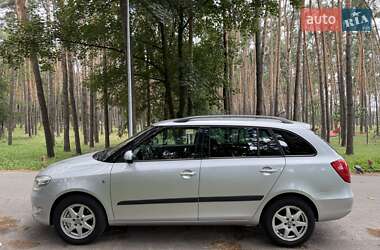 Універсал Skoda Fabia 2010 в Києві