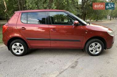 Хэтчбек Skoda Fabia 2007 в 
