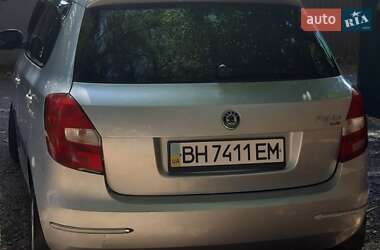 Хэтчбек Skoda Fabia 2007 в 