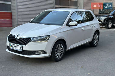 Хэтчбек Skoda Fabia 2019 в Киеве