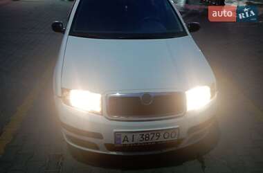 Хэтчбек Skoda Fabia 2006 в 