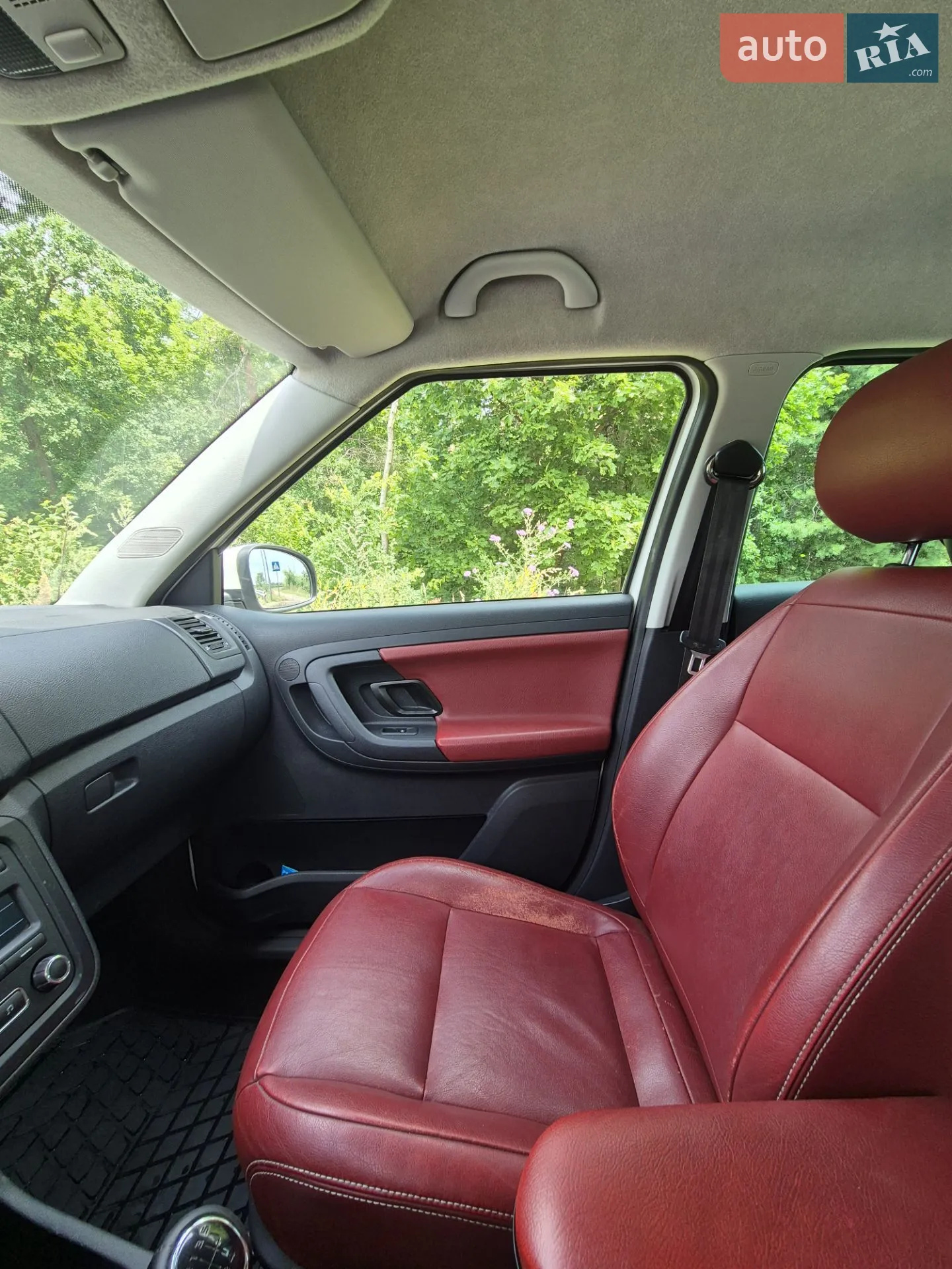 2010 Skoda Fabia - мініатюра 36