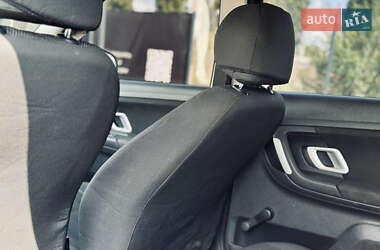 Хэтчбек Skoda Fabia 2009 в 