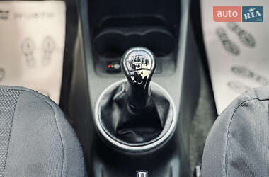 Хэтчбек Skoda Fabia 2009 в 