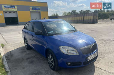 Универсал Skoda Fabia 2008 в Звягеле