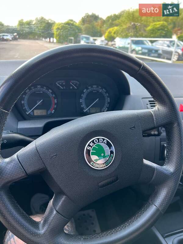 Универсал Skoda Fabia 2005 в Ровно