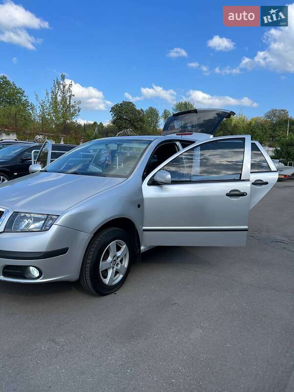 Универсал Skoda Fabia 2005 в Ровно