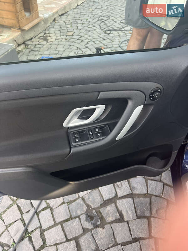 Хэтчбек Skoda Fabia 2008 в Хусте