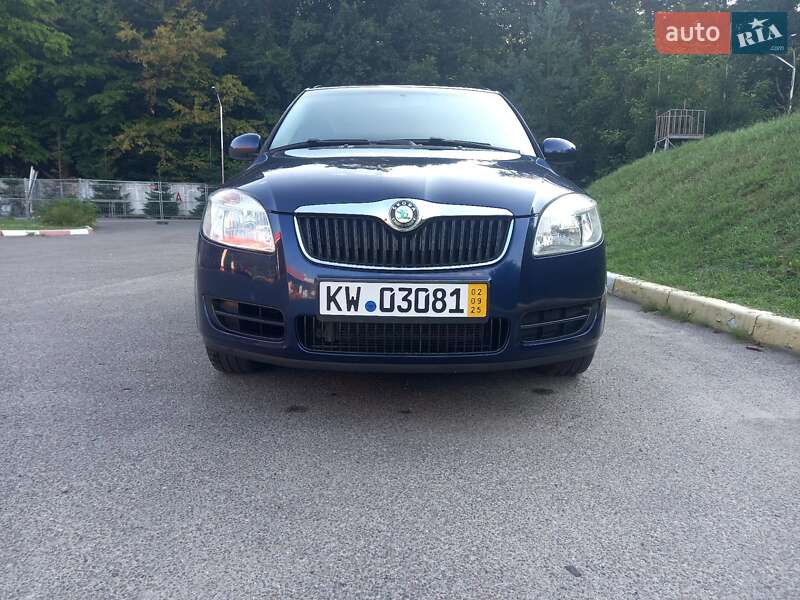 Універсал Skoda Fabia 2009 в Львові