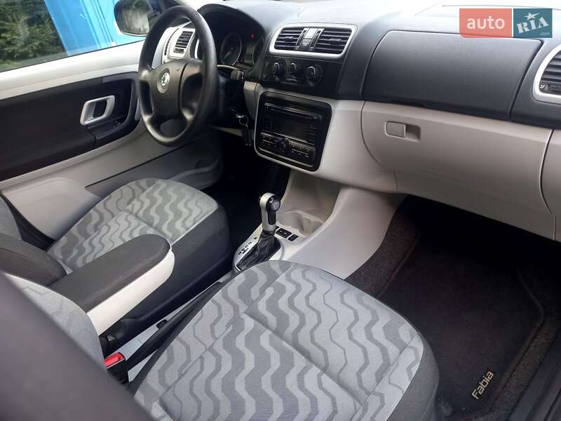 Універсал Skoda Fabia 2009 в Львові