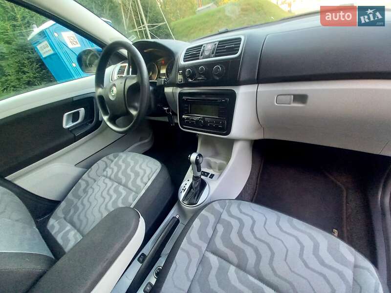 Універсал Skoda Fabia 2009 в Львові