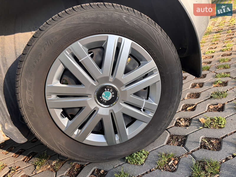 Хетчбек Skoda Fabia 2007 в Харкові